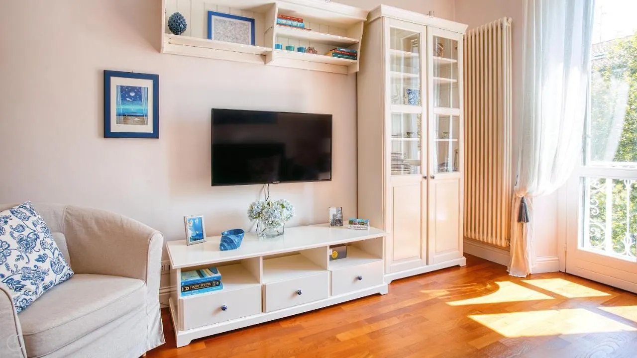 Italianway - Monte Nero 63 Apartman Milánó 0*,  Olaszország